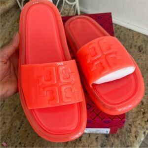 Size9 Tory Burch new BUBBLE JELLY COLOR FLUORESCENT PINK